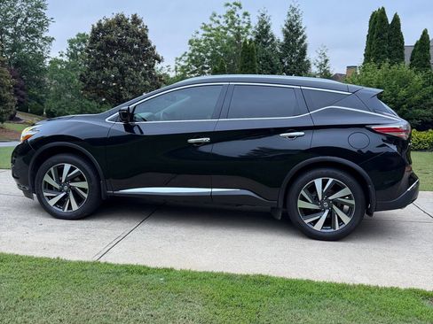 Used 2016 Nissan Murano Platinum w/ Platinum Technology Package FWD image 9