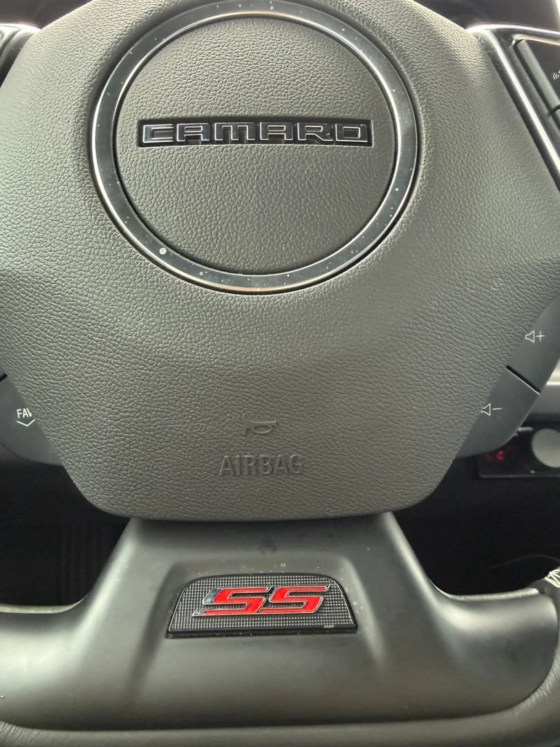 Used 2018 Chevrolet Camaro SS RWD image 22