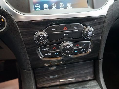 Used 2021 Chrysler 300 Touring w/ Sport Appearance Package image 34