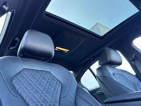 Used 2021 BMW 530i w/ Convenience Package image 17