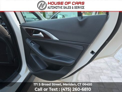 Used 2017 INFINITI QX30 Premium w/ Navigation Package AWD/4WD image 45