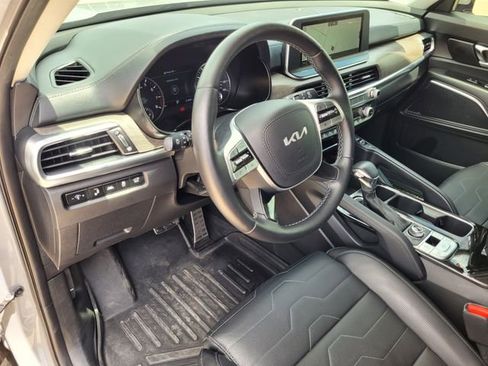 Used 2022 Kia Telluride SX w/ SX Prestige Package AWD/4WD image 22