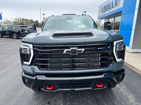 Used 2026 Chevrolet Silverado 2500 LTZ w/ LTZ Plus Package AWD/4WD image 12