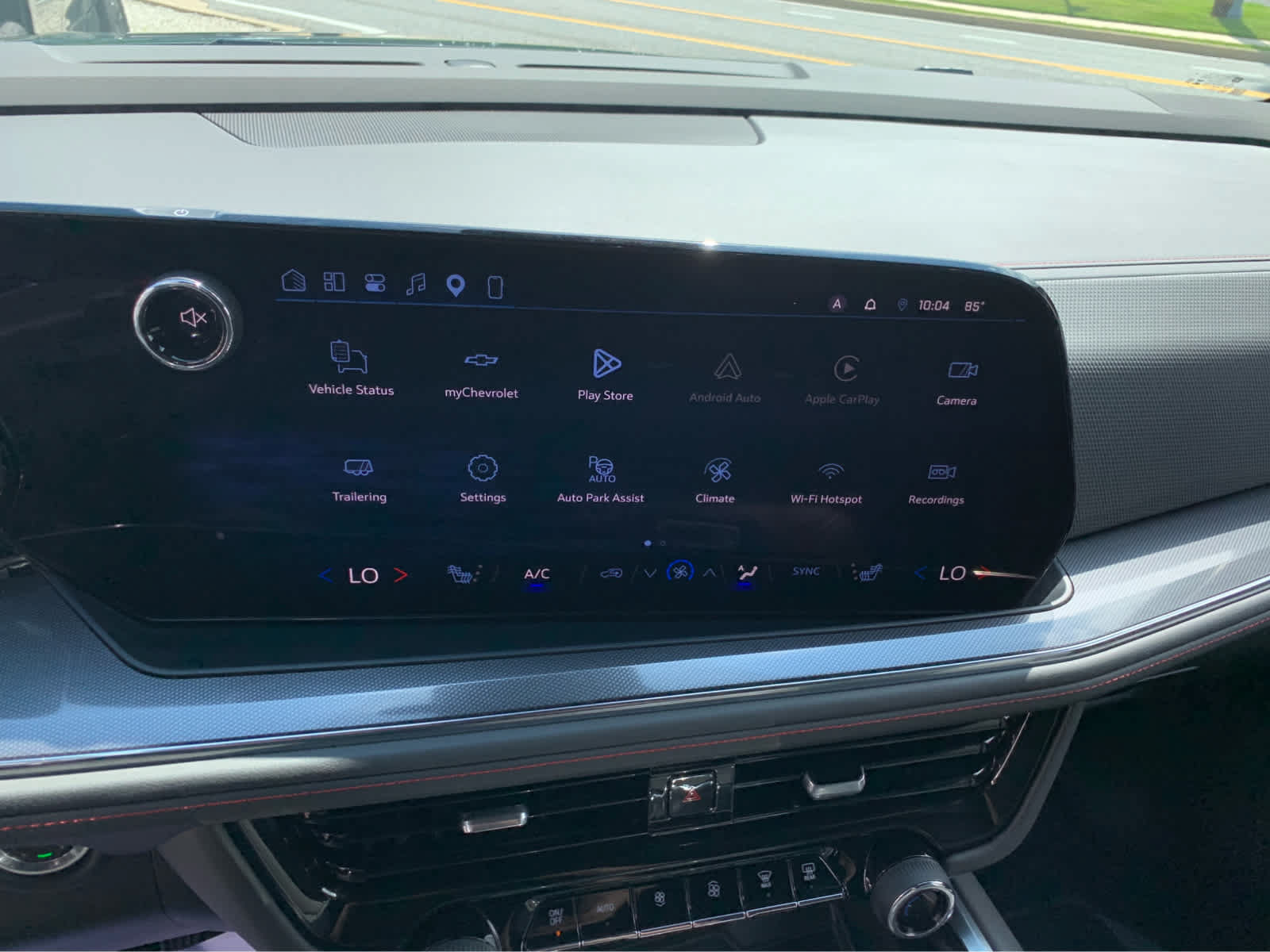 Used 2026 Chevrolet Suburban RST w/ Comfort Package AWD/4WD image 19