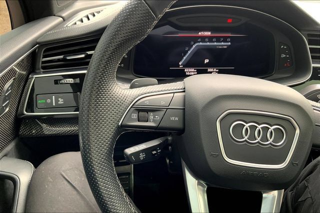 Used 2023 Audi SQ7 Premium Plus w/ Executive Package AWD/4WD image 21