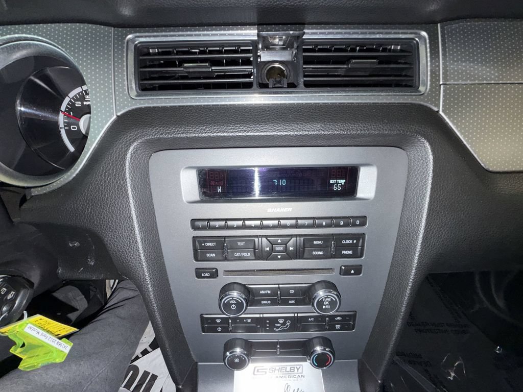 Used 2012 Ford Mustang Shelby GT500 RWD image 12