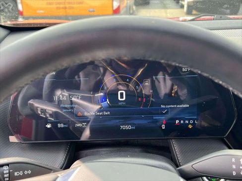 Used 2025 Chevrolet Equinox LT w/ Convenience Package II image 25