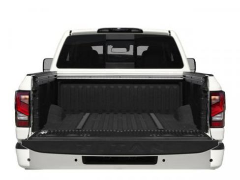 Used 2021 Nissan Titan SL w/ Moonroof Package image 14