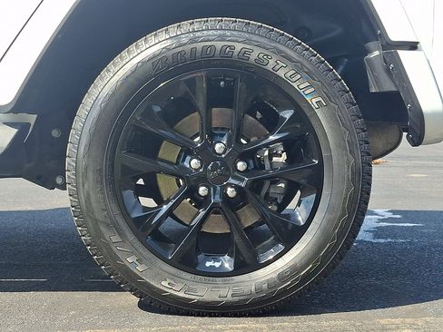 Certified 2022 Jeep Wrangler Unlimited Sahara image 8