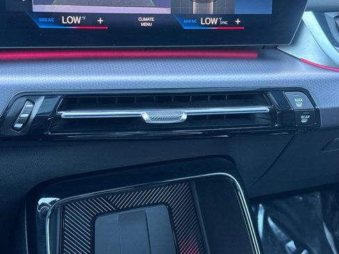 Certified 2023 BMW X1 xDrive28i w/ M Sport Package AWD/4WD image 18