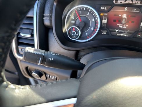 Used 2024 RAM 2500 Laramie image 32