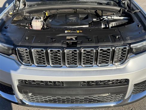 Used 2021 Jeep Grand Cherokee L Limited image 27