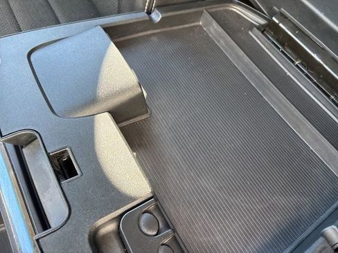 Used 2018 RAM 1500 Sport image 28