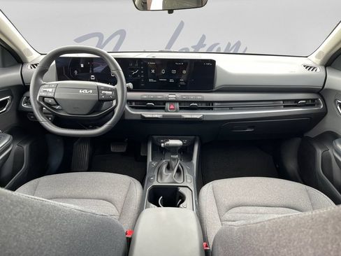 Used 2025 Kia K4 EX FWD image 18