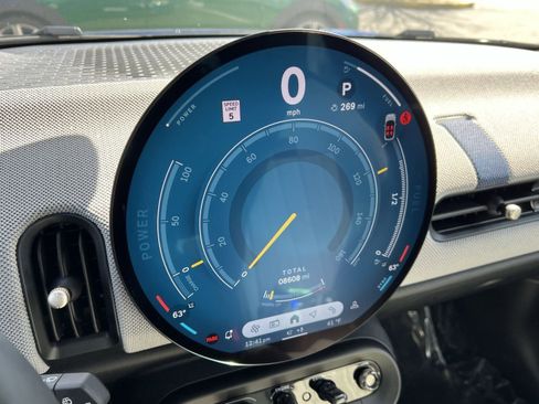 Certified 2025 MINI Cooper S image 14