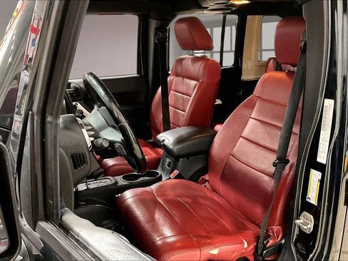 Used 2012 Jeep Wrangler Unlimited Sahara w/ Dual Top Group AWD/4WD image 22