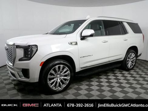 Used 2022 GMC Yukon Denali image 2