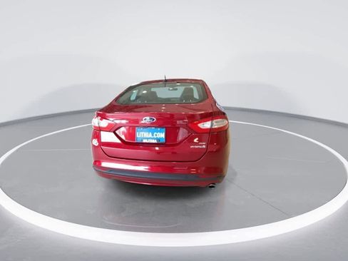 Used 2016 Ford Fusion SE w/ Equipment Group 502A FWD image 7