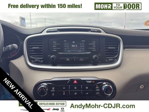 Used 2017 Kia Sorento LX image 17