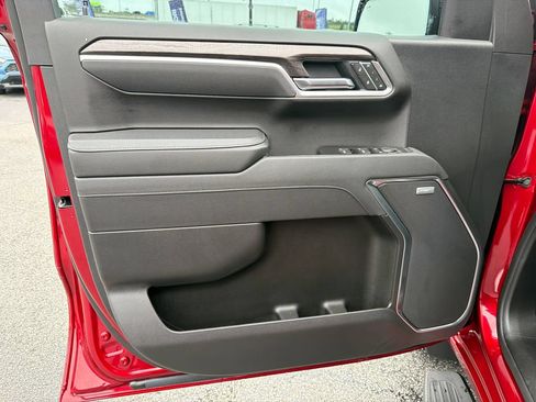 Used 2025 Chevrolet Silverado 1500 LTZ AWD/4WD image 10
