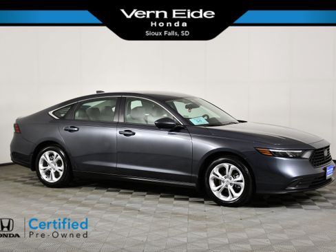Certified 2025 Honda Accord LX image 1