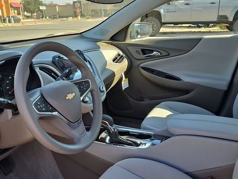 Used 2024 Chevrolet Malibu LT FWD image 10