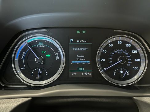 Used 2023 Hyundai Sonata SEL FWD image 9