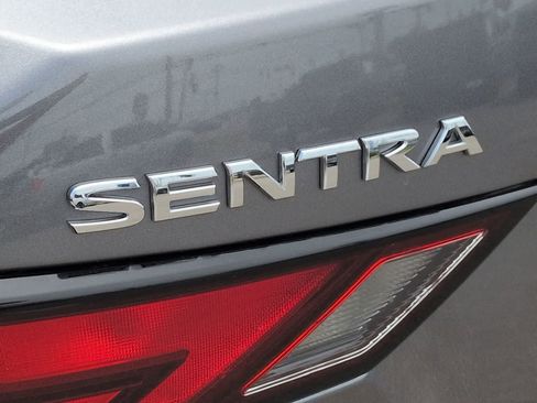 Used 2024 Nissan Sentra SV FWD image 13