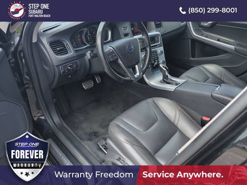 Used 2018 Volvo V60 T5 Cross Country w/ Convenience Package AWD/4WD image 11