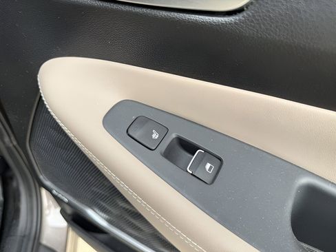 Used 2019 Hyundai Santa Fe AWD image 17