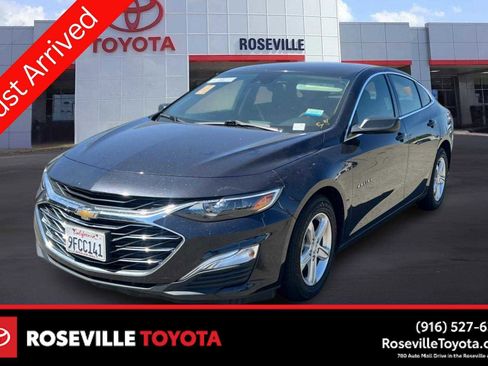 Used 2023 Chevrolet Malibu LS FWD image 1