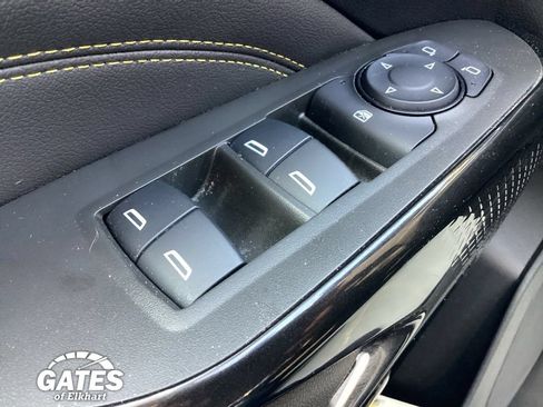 Used 2024 Chevrolet Trax LT w/ Driver Confidence Package FWD image 23