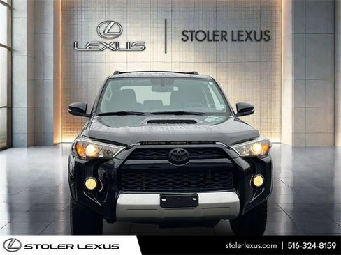 Used 2018 Toyota 4Runner TRD Off-Road Premium image 2