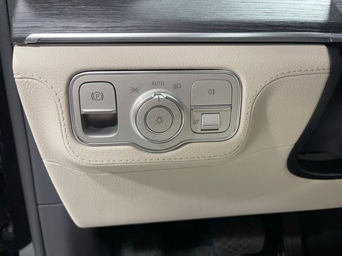 Used 2026 Mercedes-Benz GLE 350 4MATIC image 19