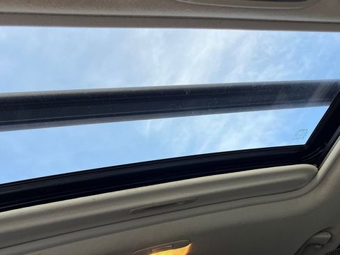 Used 2016 Subaru Crosstrek 2.0i Premium w/ Moonroof Package image 16