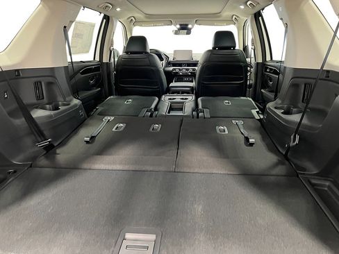 New 2025 Honda Pilot Elite image 37