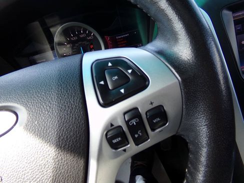 Used 2013 Ford Explorer XLT FWD image 57