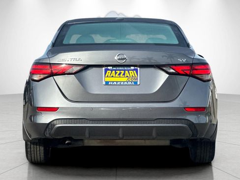 Used 2021 Nissan Sentra SV image 4