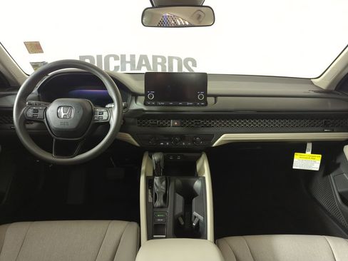 Used 2025 Honda Accord LX image 11