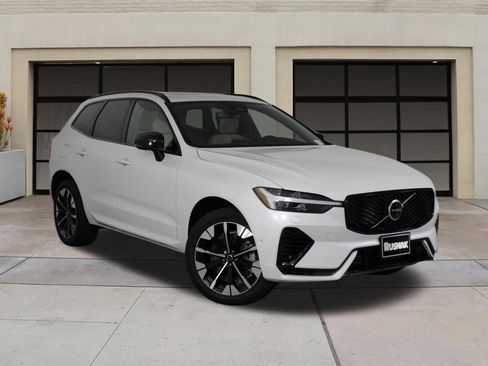 New 2026 Volvo XC60 T8 Plus w/ Protection Package Premier AWD/4WD image 19