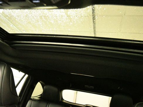 Used 2023 Toyota Highlander XSE image 20