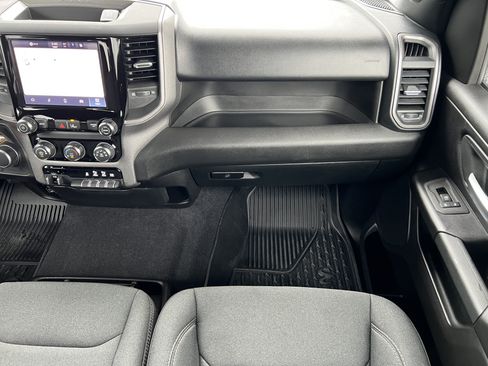 Used 2025 RAM 1500 Tradesman w/ Night Edition AWD/4WD image 32