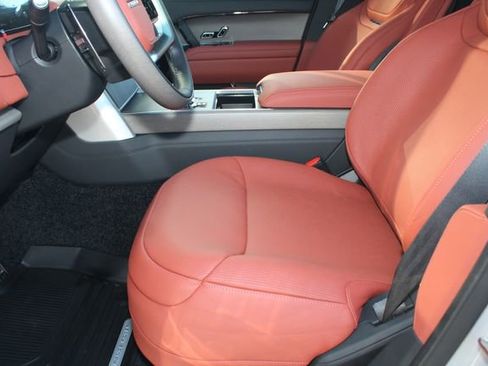 New 2026 Land Rover Range Rover SV image 20