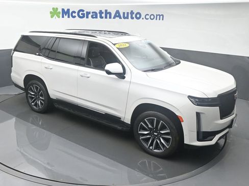 Used 2021 Cadillac Escalade Sport w/ Driver Assist Tech Package image 3