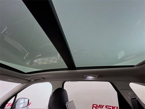 Used 2021 Kia Sorento EX image 25