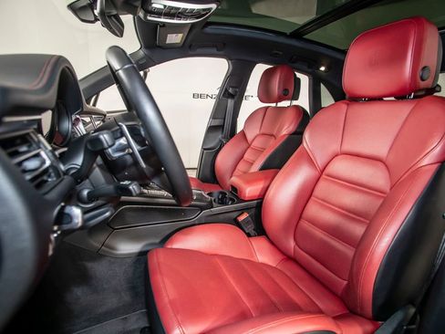 Used 2021 Porsche Macan GTS image 17