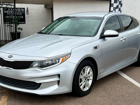 Used 2018 Kia Optima LX FWD image 1