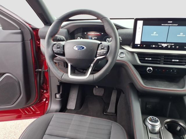 Used 2026 Ford Explorer ST-Line w/ ST-Line Street Pack RWD image 14