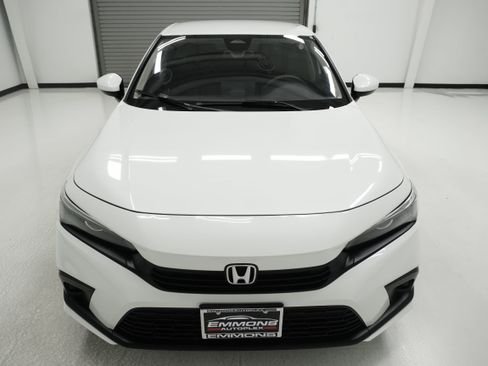 Used 2023 Honda Civic LX image 2