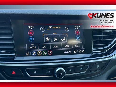 Used 2019 Buick Regal Essence w/ Sights and Sounds Package image 29